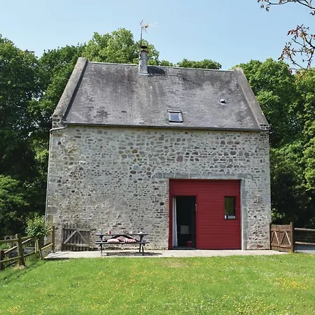 Prázdninový dům In With Wifi Auxais