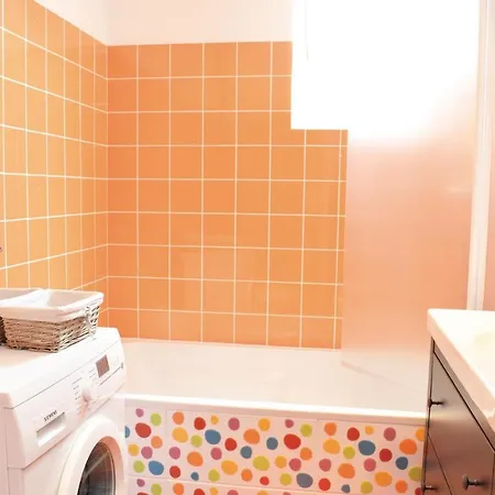 Prázdninový dům In With Wifi *