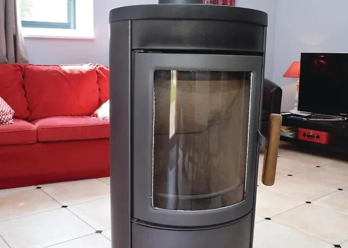 Nice Home In Auxais With Wifi *