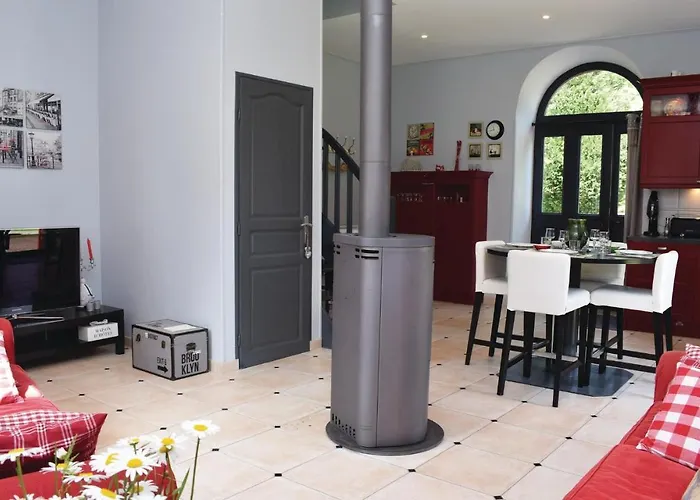 Ferienhaus Nice Home In Auxais With Wifi *